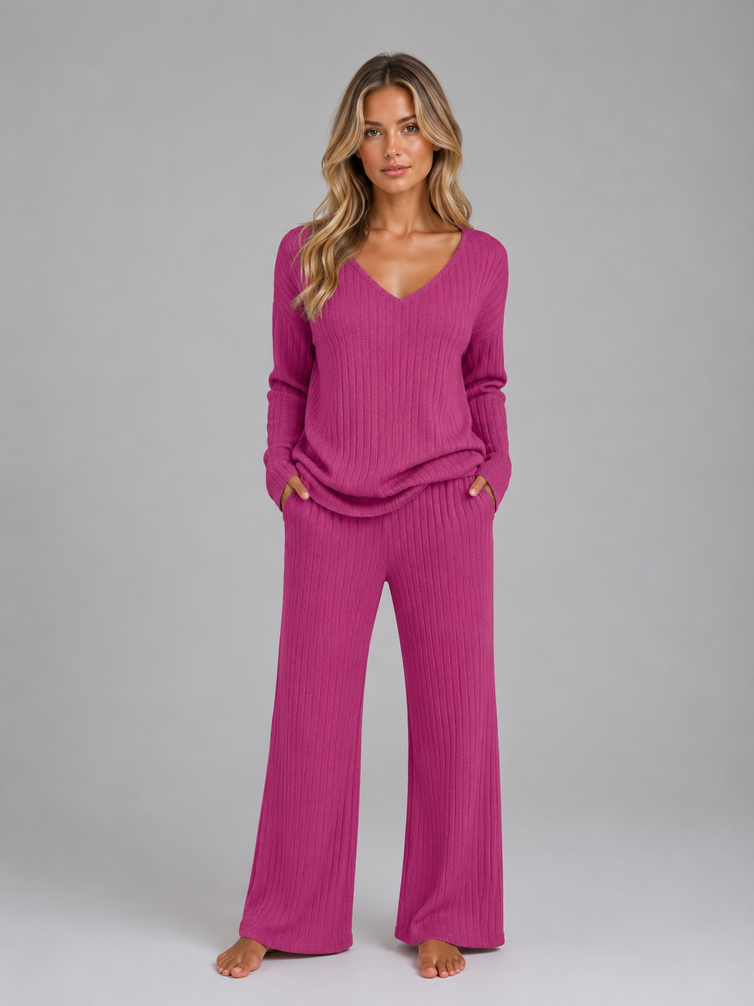 Jumper Women - Ribbed Knit Jumper with V-Neckline