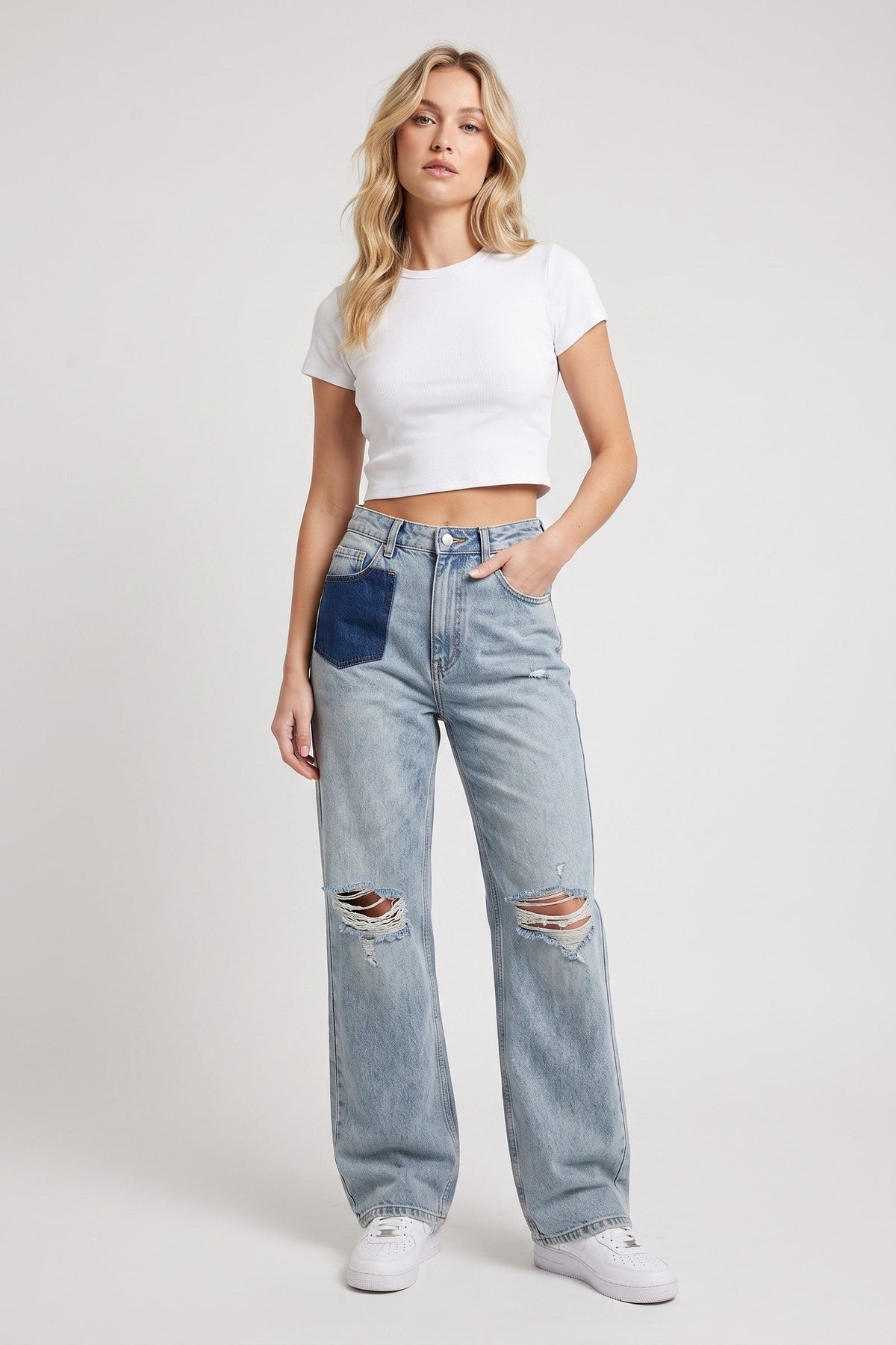 Jeans Women - Baggy Ripped Jeans with Wide Leg
