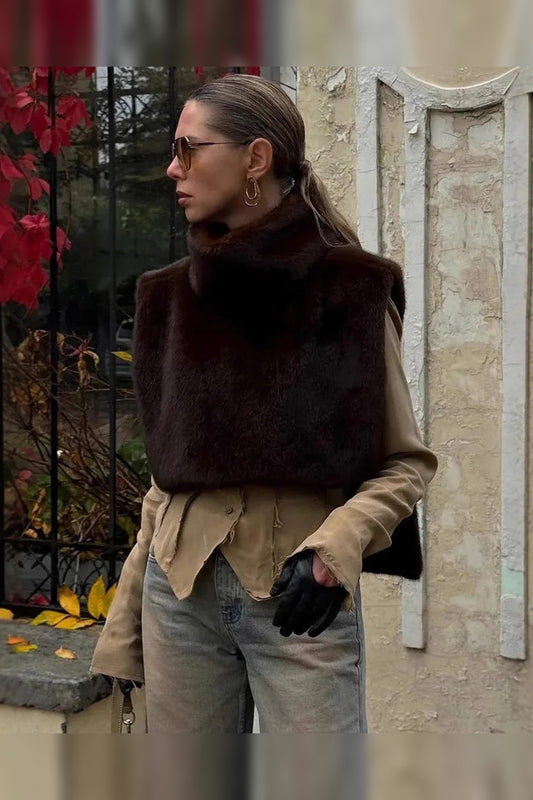 Gilet Women - Faux Fur Gilet with Turtleneck Collar