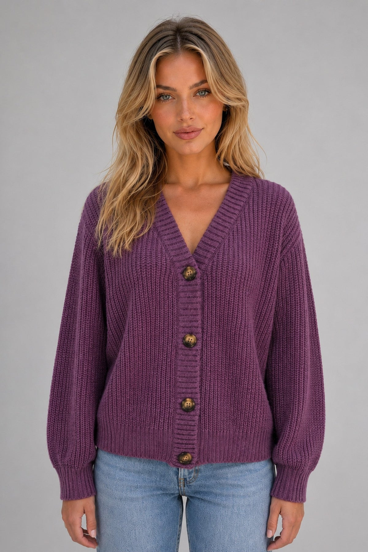 Cardigan Women - Button-Front Chunky Knit Cardigan with V-Neckline