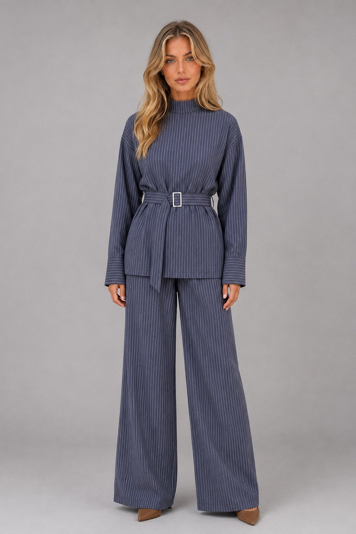Set Women - Pinstripe Two-Piece Set with High Neck Top and Wide Leg Trousers