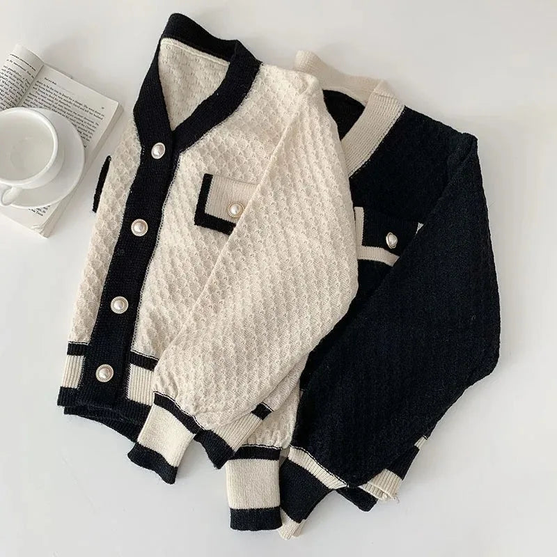 Cardigan Women - Contrast Trim Knit Cardigan with Pockets