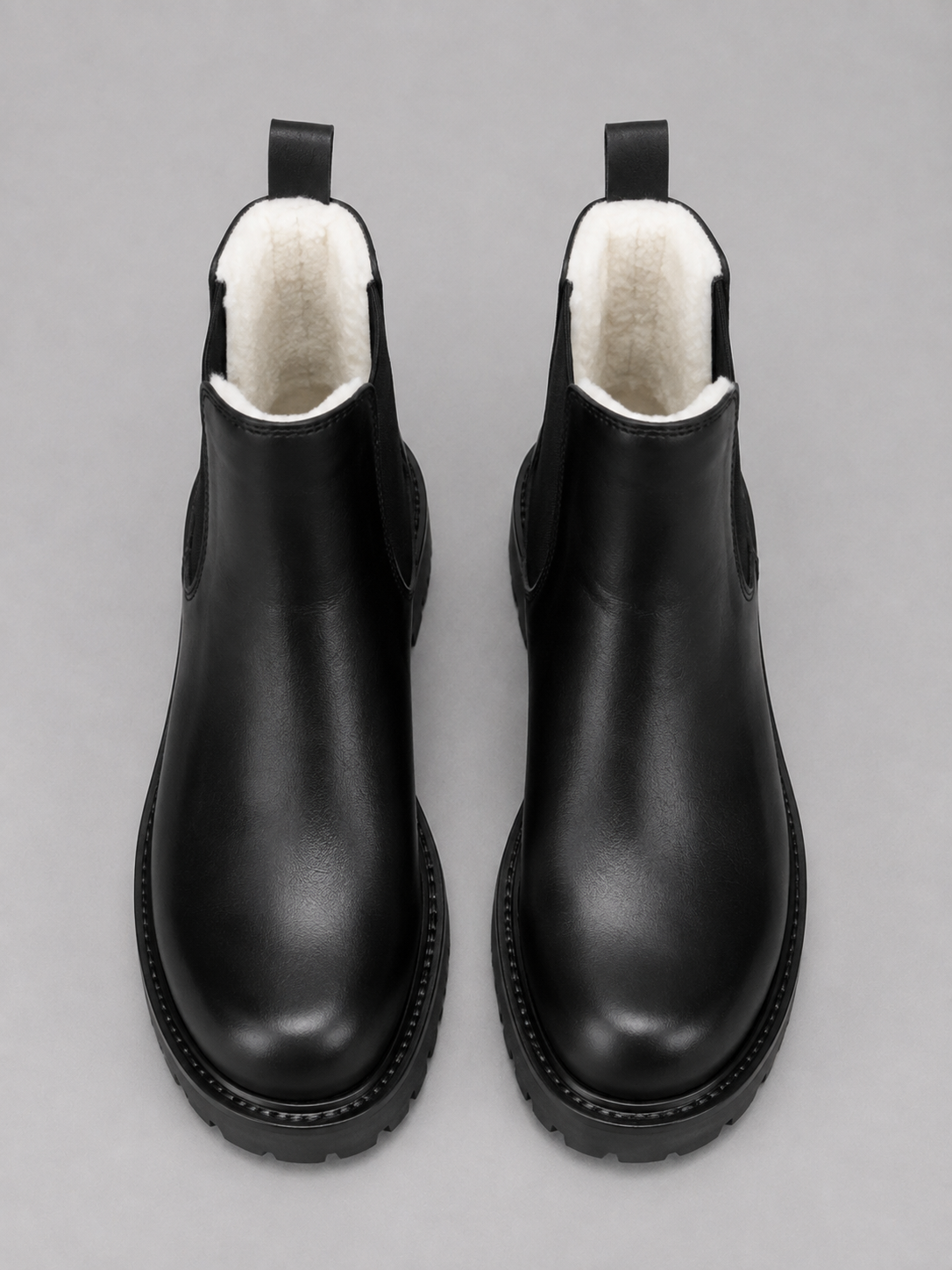 Boots Men - Chelsea Boots with Chunky Sole