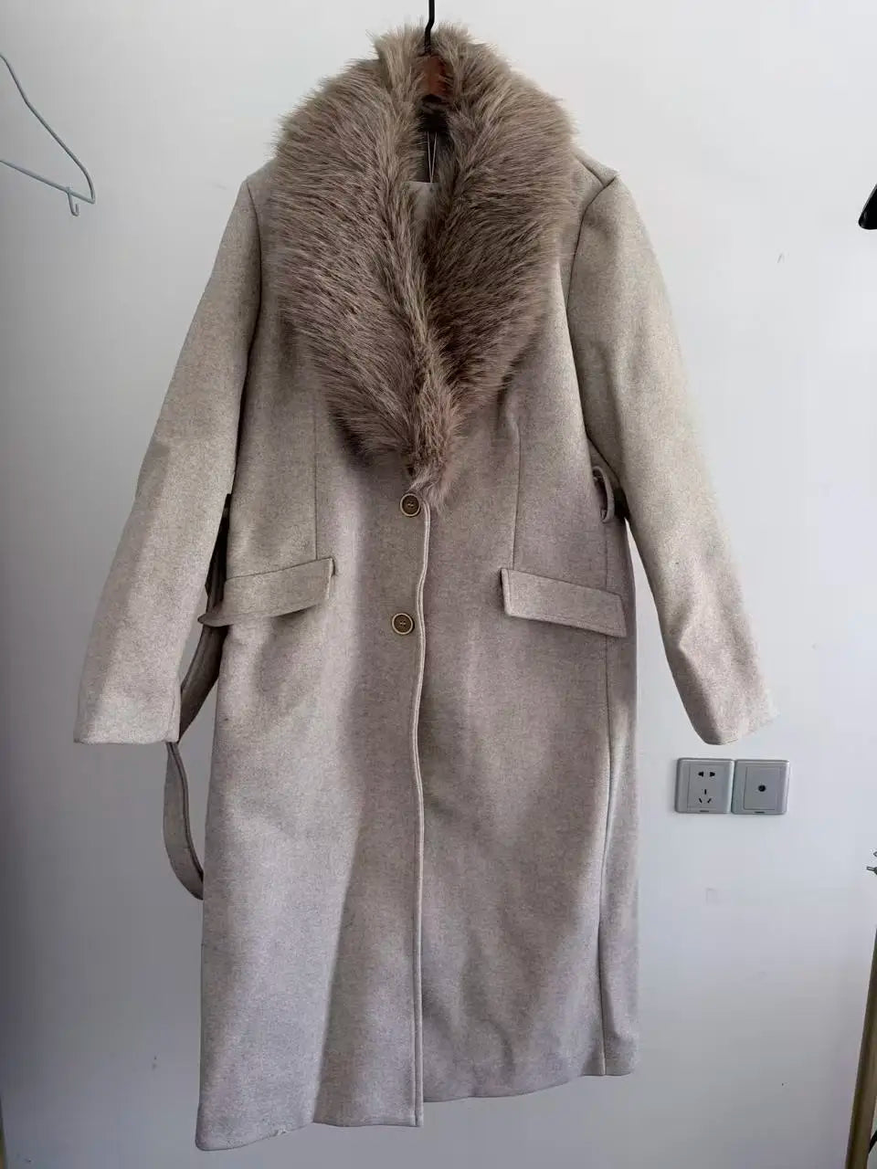 Coat Women - Longline Wool Blend Coat with Faux Fur Collar