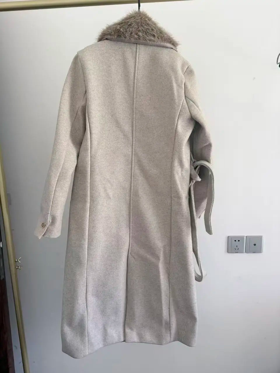 Coat Women - Longline Wool Blend Coat with Faux Fur Collar