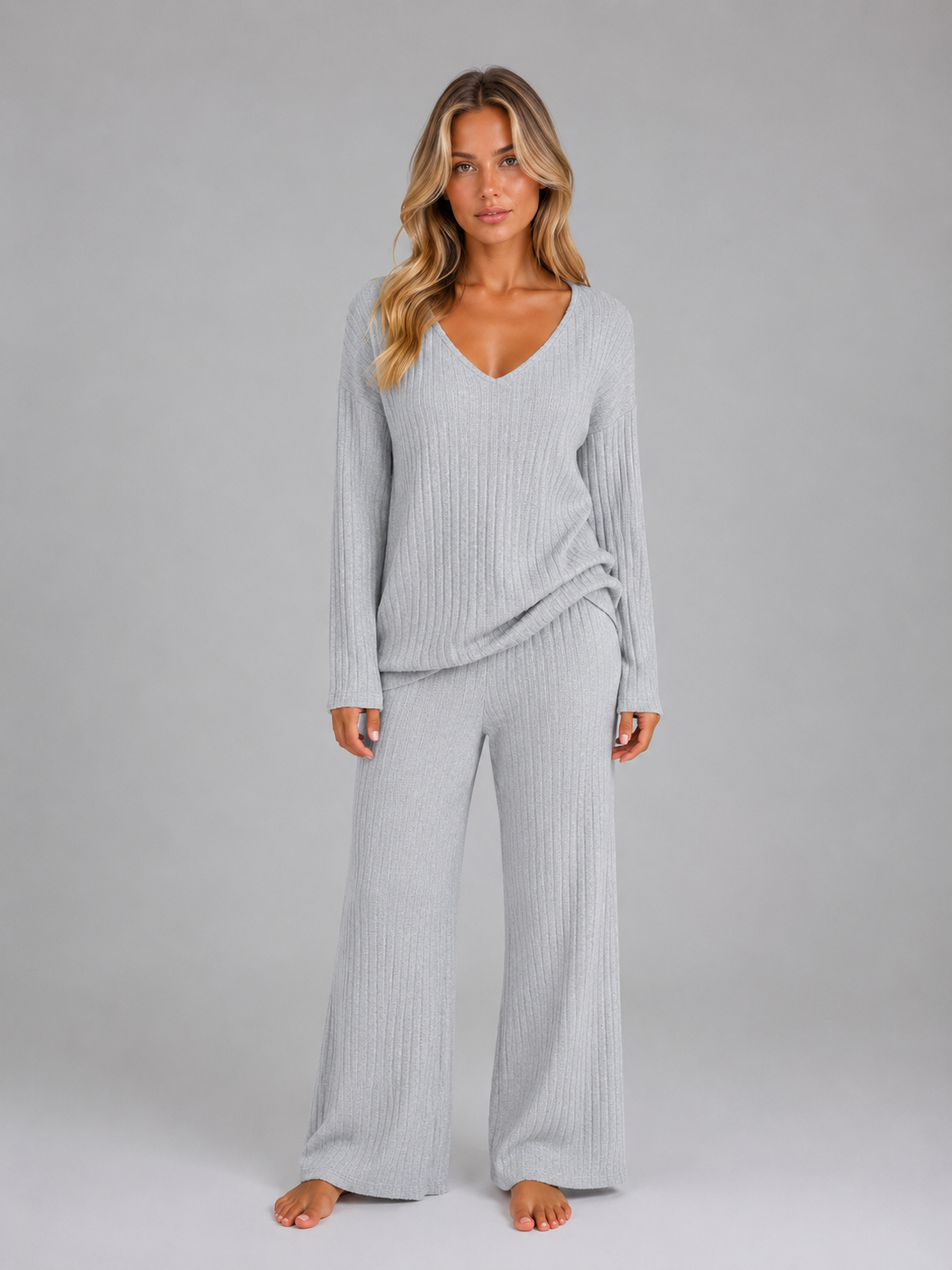 Jumper Women - Ribbed Knit Jumper with V-Neckline
