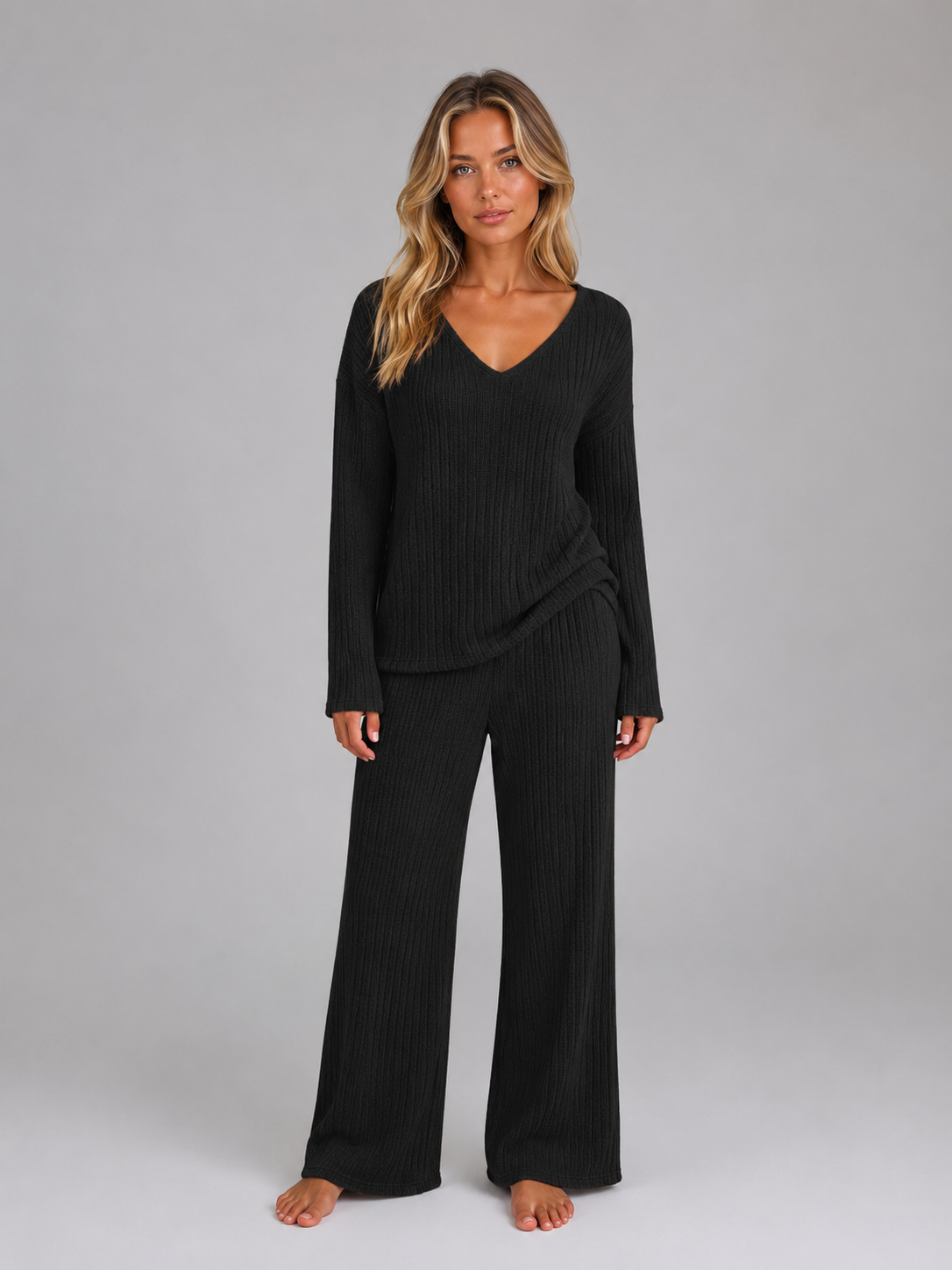 Jumper Women - Ribbed Knit Jumper with V-Neckline