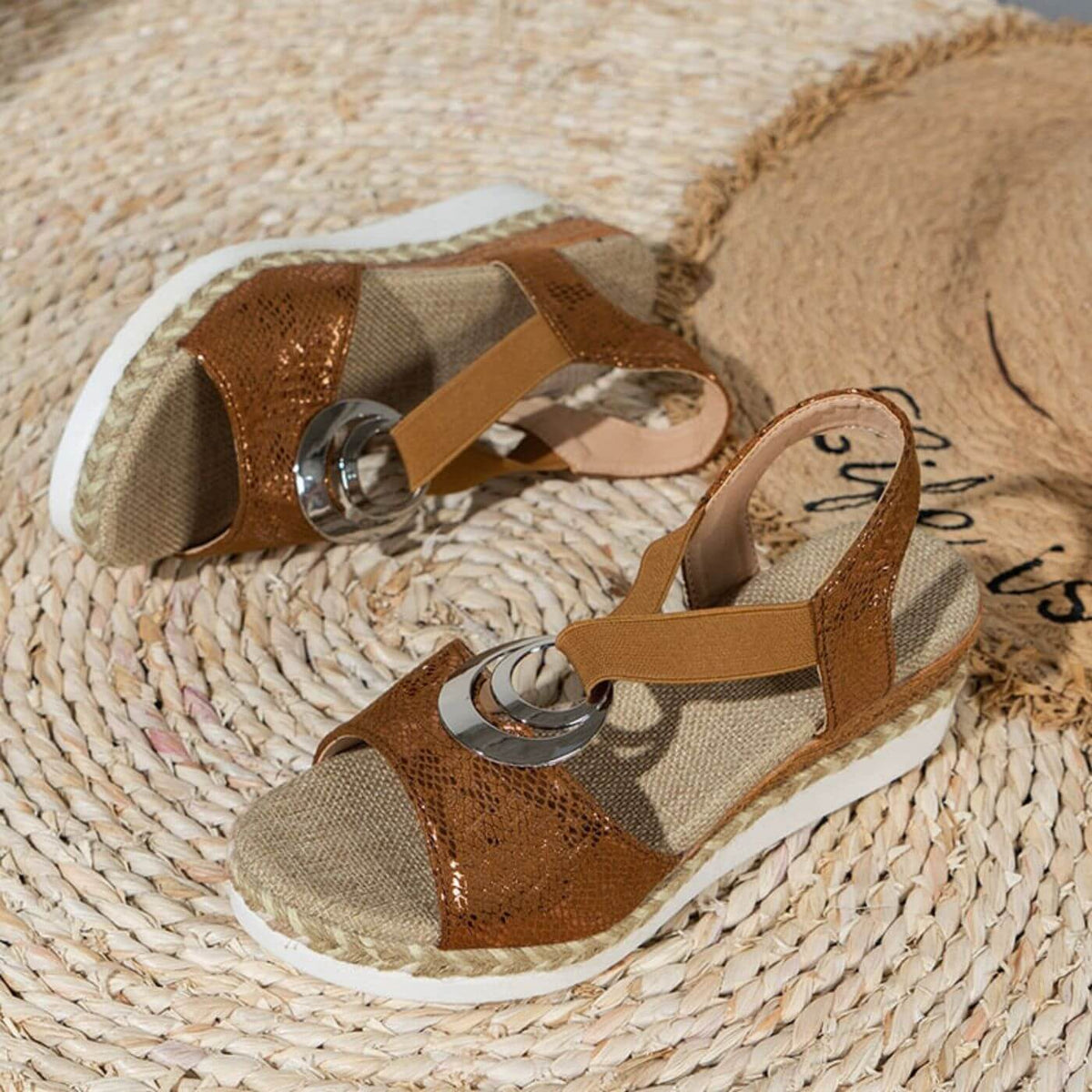 Sandals Women - Strappy Summer Sandals with Comfort Footbed
