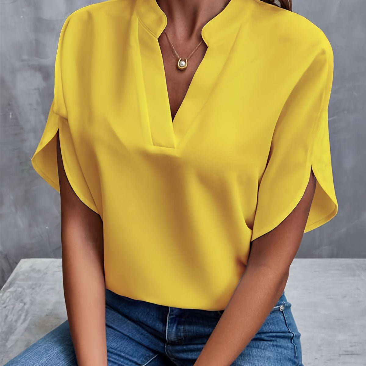 Blouse Women - Relaxed Fit V Neck Blouse