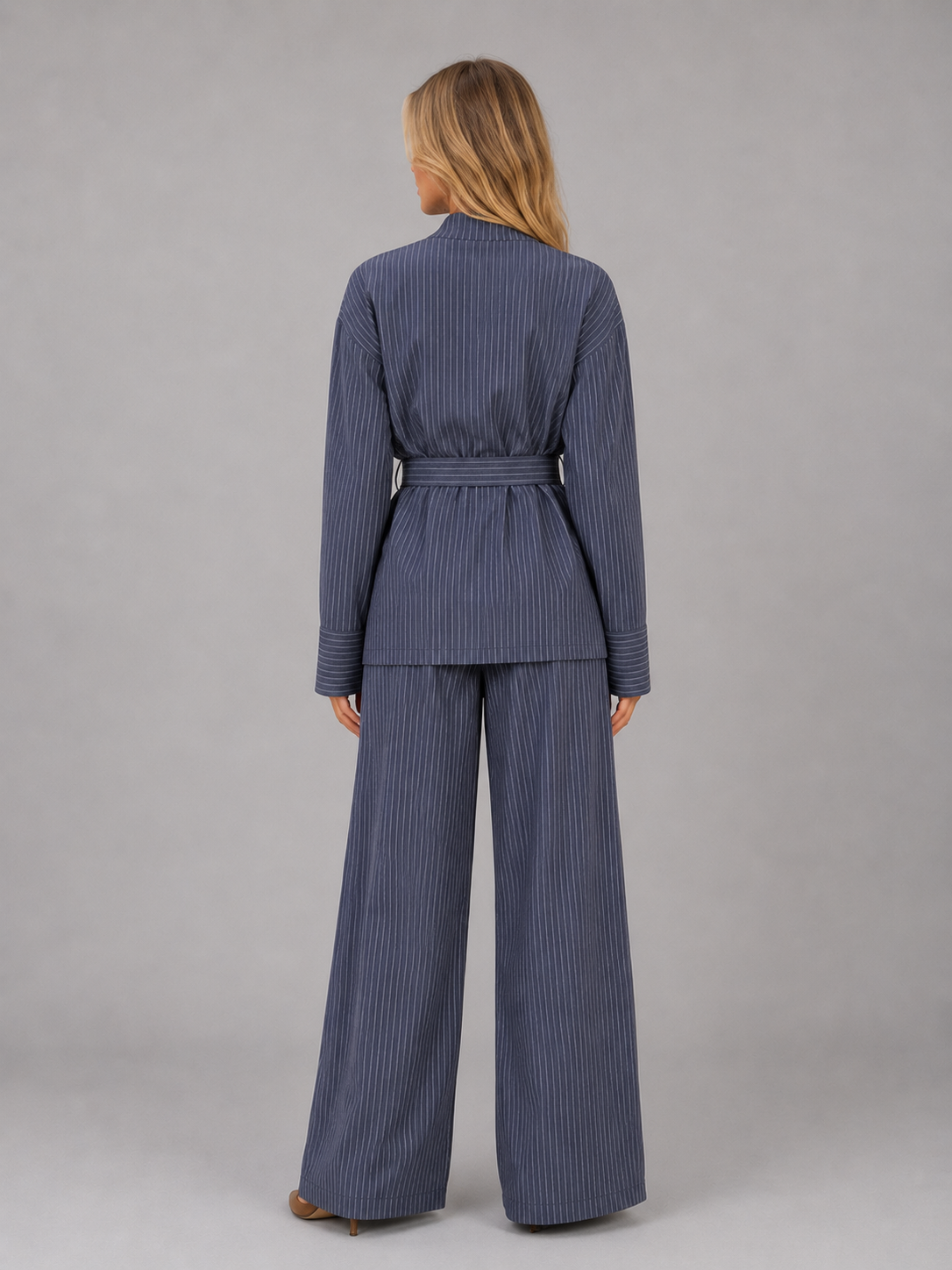 Pinstripe Women's Suit Set – Chic Style for Every Occasion