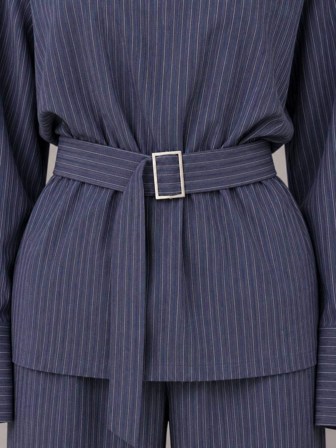 Pinstripe Women's Suit Set – Chic Style for Every Occasion