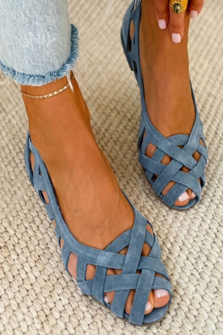 Sandals Women - Braided Crossed-Strap Flat Sandals