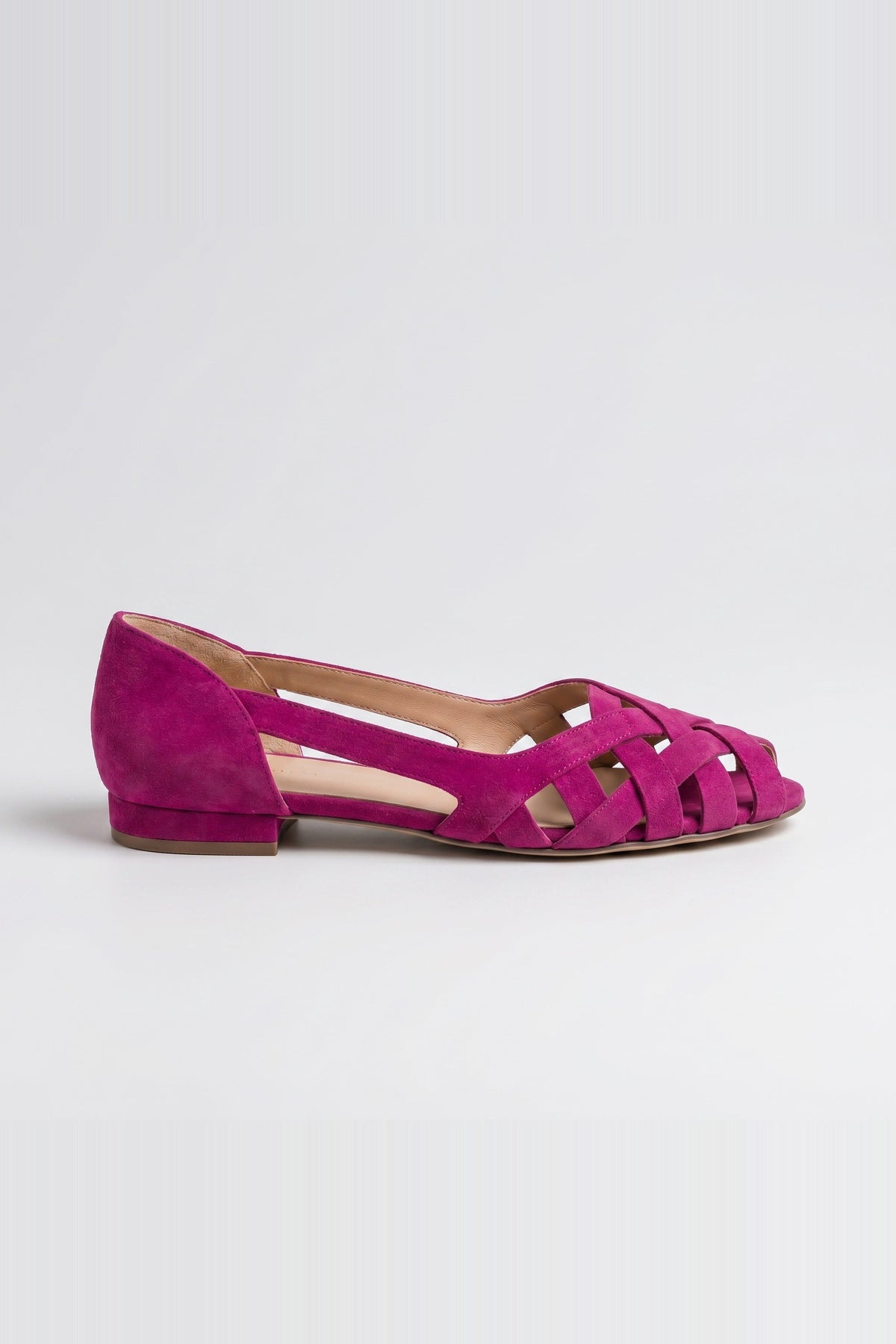 Sandals Women - Braided Crossed-Strap Flat Sandals